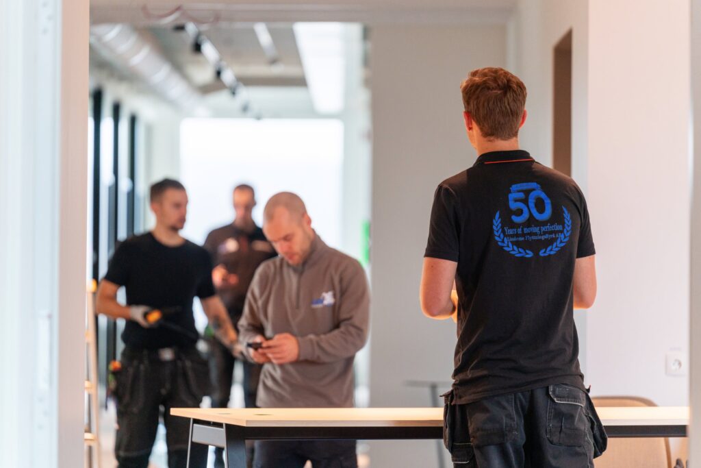 flyttfirma-vastkusten Lindome Flytt är din flyttfirma på Västkusten